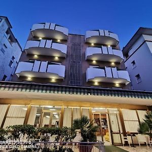 Hotel Mediteraneo